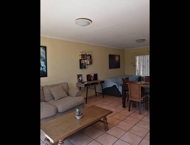 3 BEDROOM TOWNHOUSE TO LET IN WILGEHEUWEL